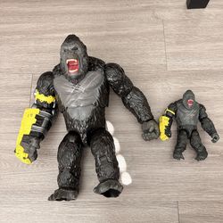 Godzilla x Kong The New Empire Playmates 13" Mega Punching Kong with B.E.A.S.T.