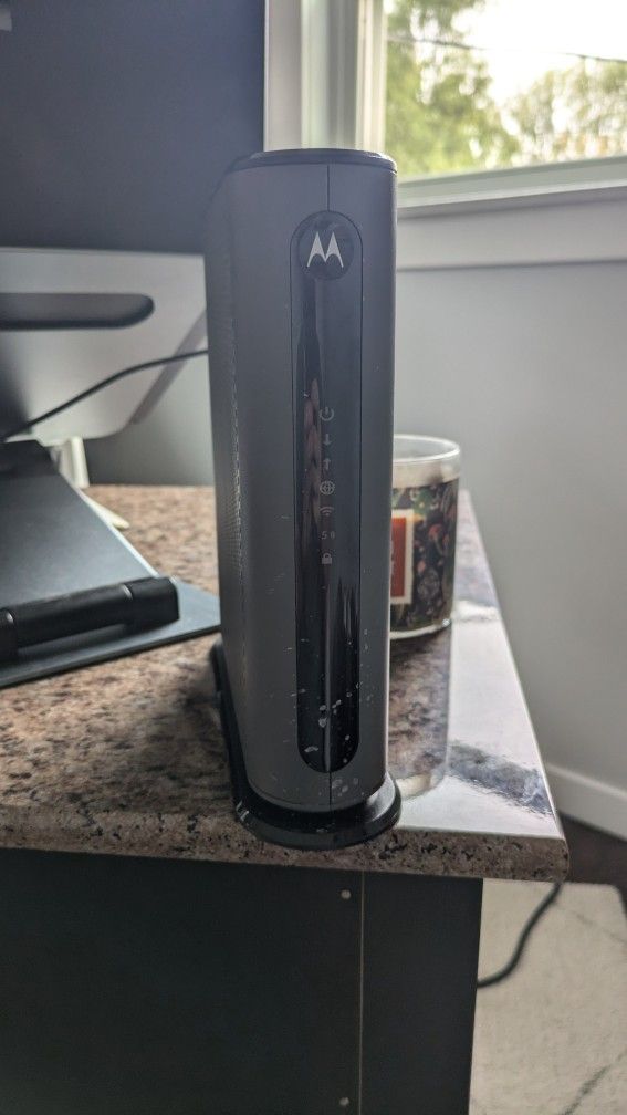 Motorola Modem Plus Router (MG7700)