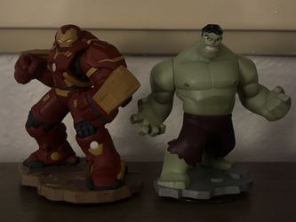 Disney infinity figures