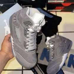 Jordan 5 Wolf Grey 