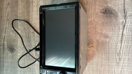 Kenwood Excelon Double Din Car Stereo Apple CarPlay