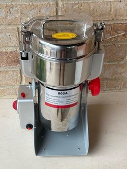 an 800A High-Speed Multi-function Comminutor, which is an 800g capacity commercial electric grain mill and spice grinder