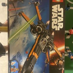 Poe’s X-Wing Fighter LEGO
