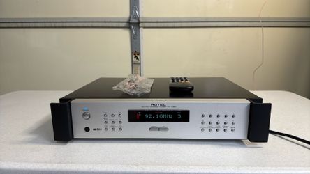 Rotel RT-1080 AM/FM/RDS tuner