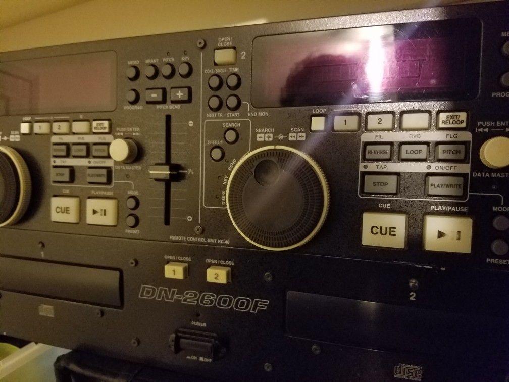 Dual Cd Player Denon Dn-2600F