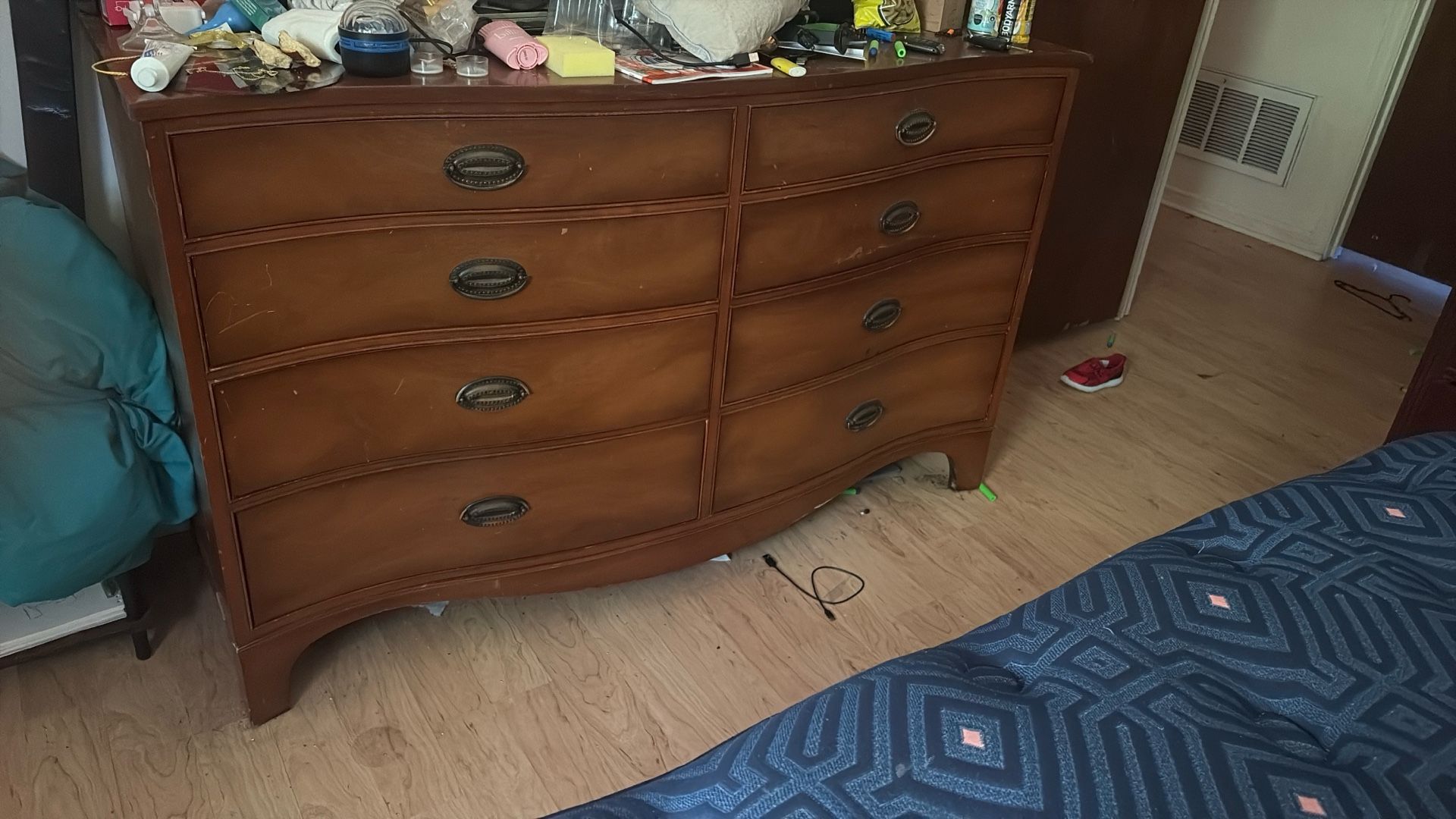 Dresser Antique