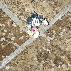 Mickey Disney Pin 