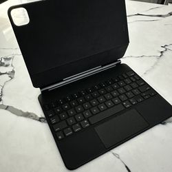 iPad Pro Magic Keyboard 
