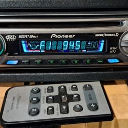 Pioneer Deh-P3700mp Cd Car Stereo With Remote