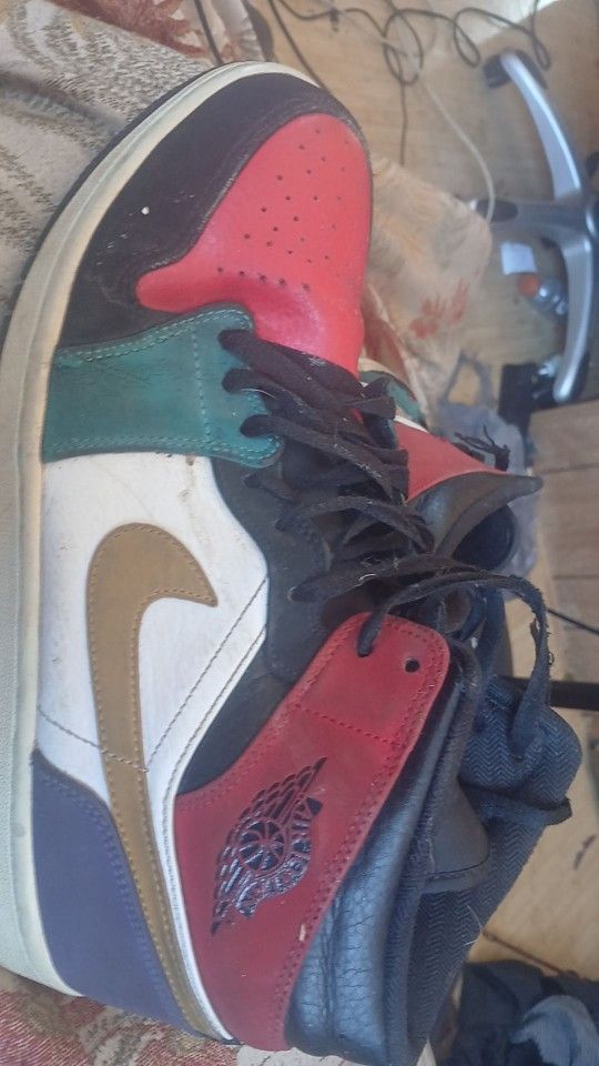 Nike Air Jordan 1 Mid Multi Color