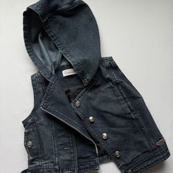 Girls Vest Size 6 