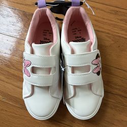 NWT Disney Minnie & Daisy girls Sneakers size 2