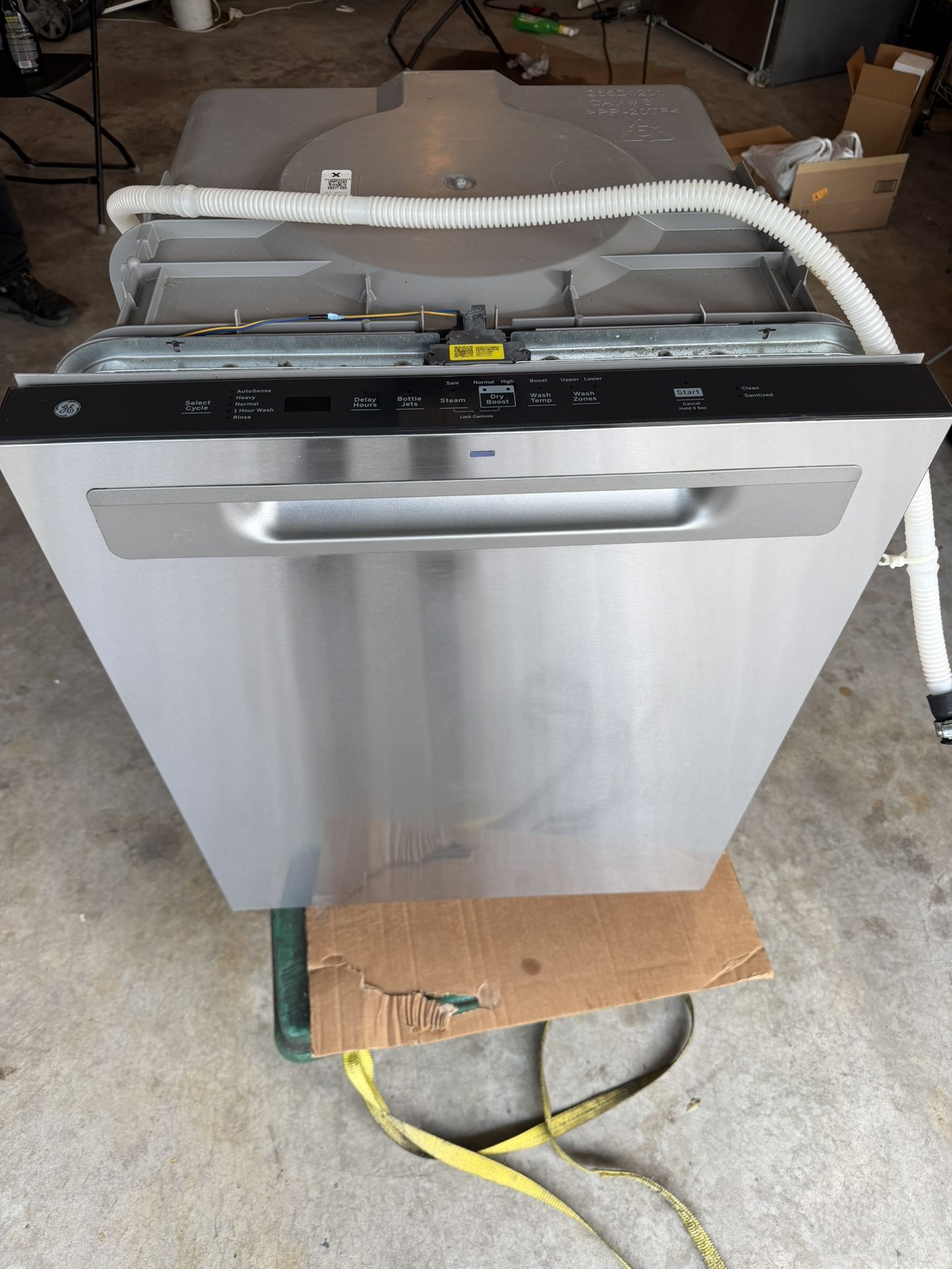 2023 General Electric Dish Washer With Jets And Modes B