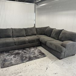 Comfy Gray Sectional Couch