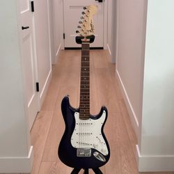 Mini Stratocaster Blue with Gig Bag