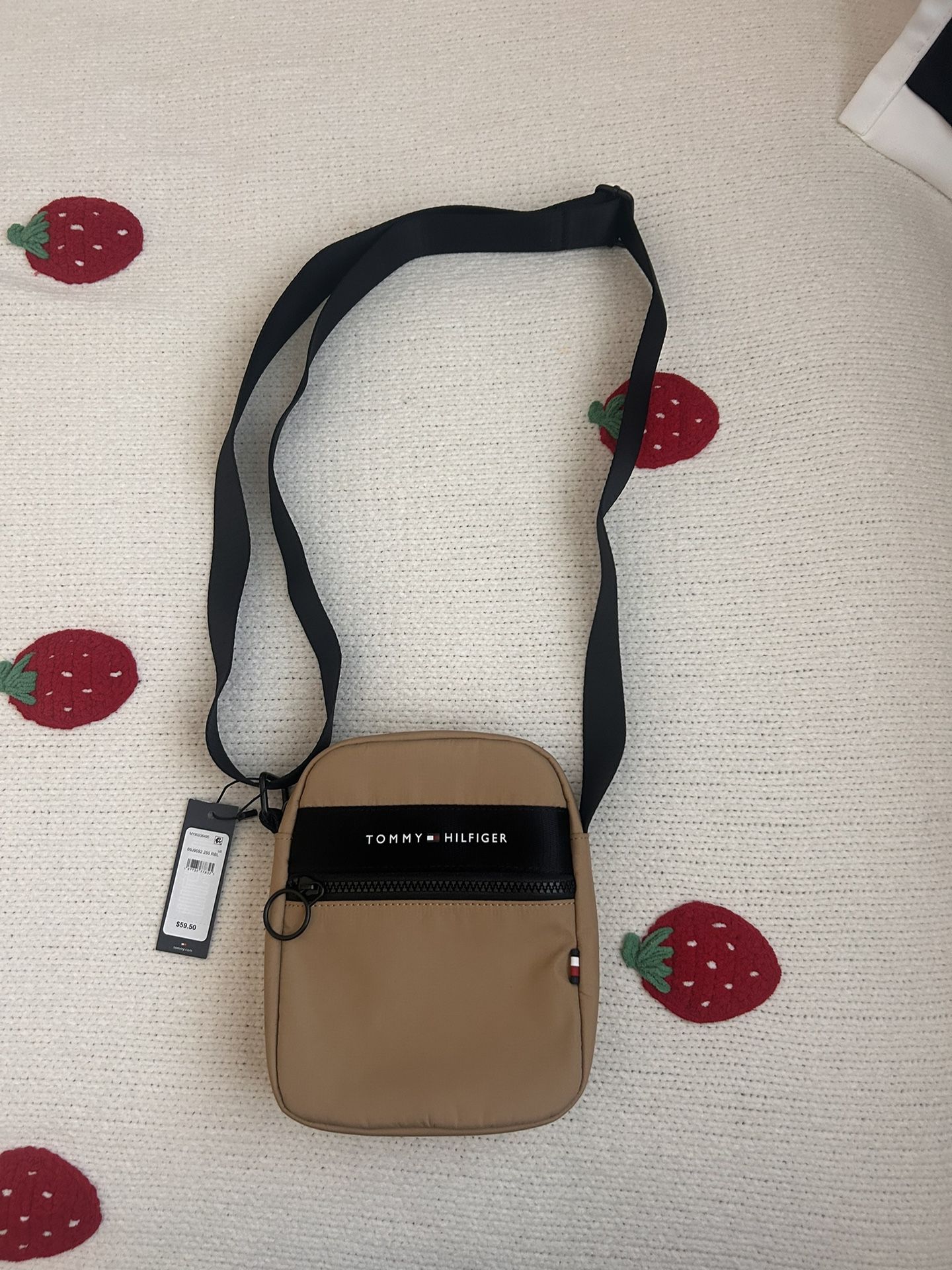 Tommy Hilfiger Crossbody Bag