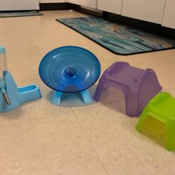 Small Pet Supplies