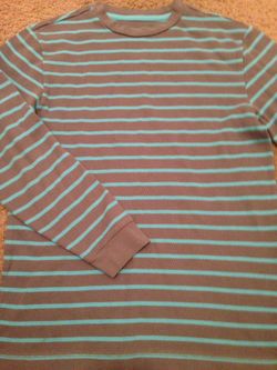 Boys Old Navy l/s thermal shirt