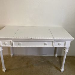White Desk. Used Sturdy. 