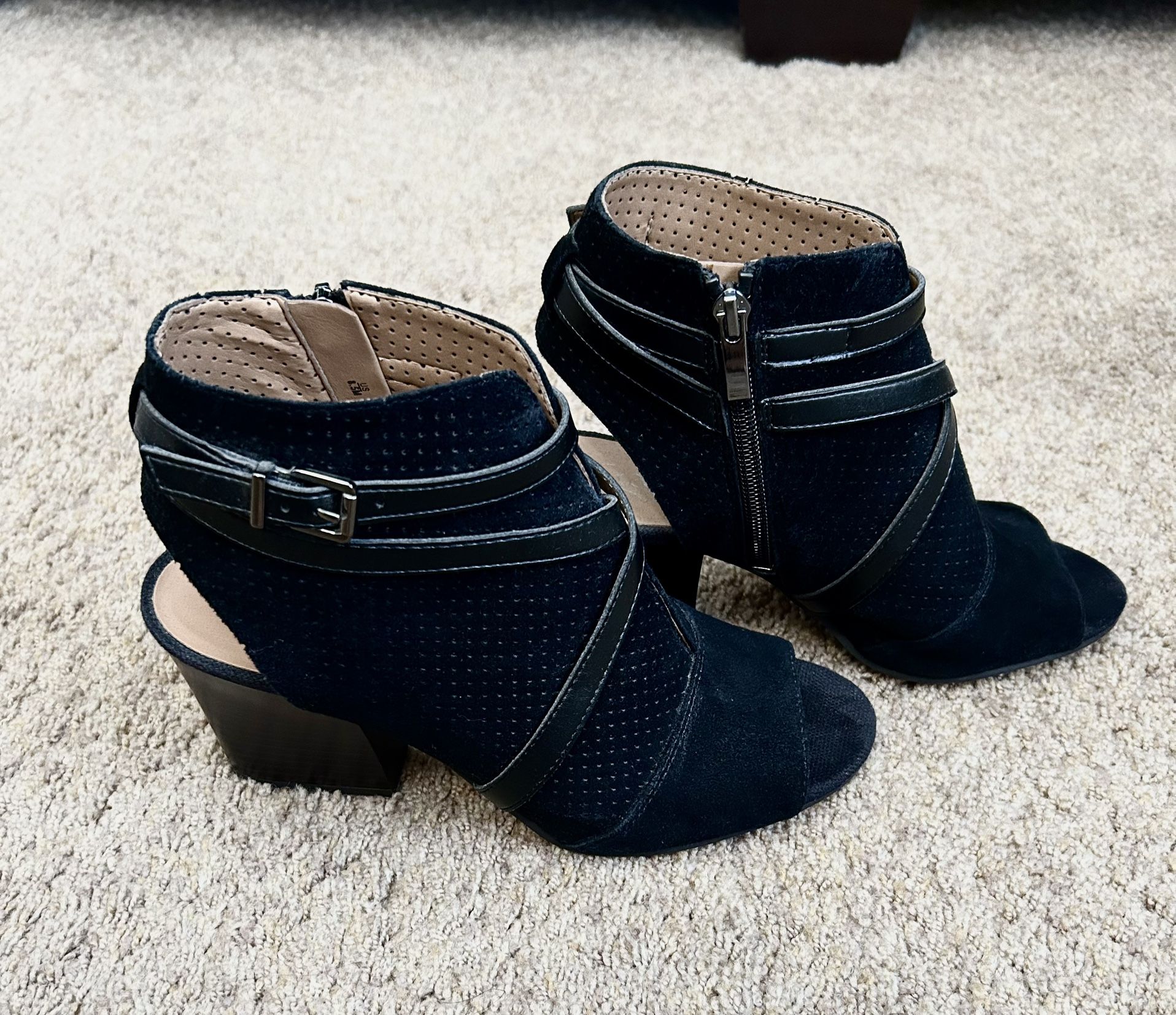 Franco Sarto 8.5 Black Peek Toe Booties