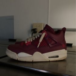 The Love Of The Game Retro 4s Slightly Worn Size 5 