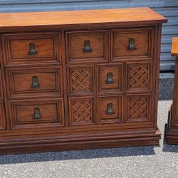 (FREE DELIVERY) Solid Wood Dixie Dresser & Nightstand 