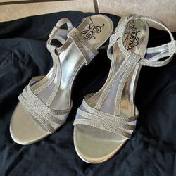 Silver Heels 7.5