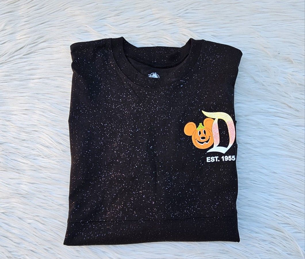 Disneyland Resort Mickey Mouse Halloween "Candy Corn" Spirit Jersey Size Large