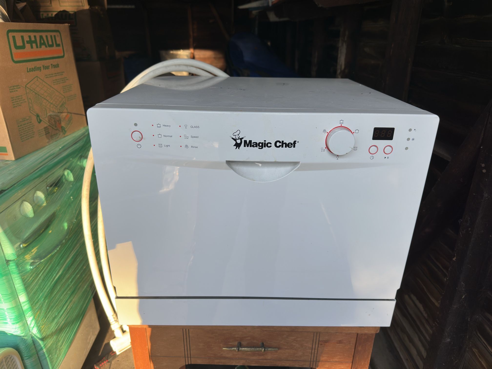 Countertop Dishwasher - Magic chef