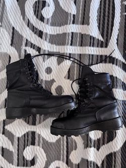 Work boots/Military boots