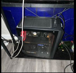 Custom Built Gaming PC with GeForce RTX GPU