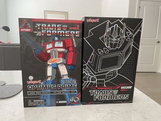 Yolopark Optimus Prime Transformer Diecast Model Kit