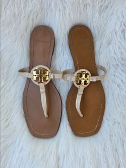 TORY BURCH Originales size 8.
