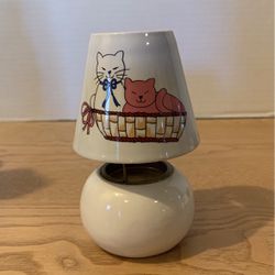Vintage Kittens Candle Holder Lamp Ceramic 5 inches  A25