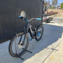 2023 Giant trance X advanced E+2 Mountain Bike