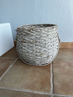 BIG RUSTIC WICKER (PLANT) Basket… (SEE ALL PICTURES)…15.” H By 15” Wide…$12
