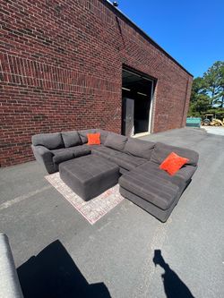 Dark Gray Fabric Sectional Sofa w Ottoman