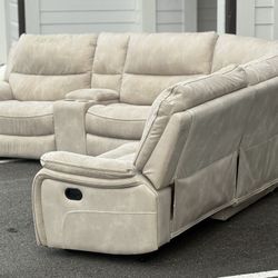 Sectional Couch/Sofa - Recliners - Beige - Delivery Available 🚛