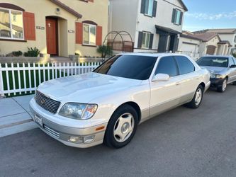 1999 Lexus LS 400