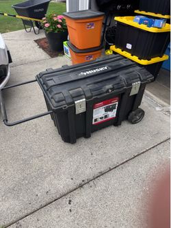 Husky 37” mobile job box