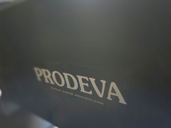 Prodeva glass/can grinder. Made to grind up glass in heat volume bars/restaurants