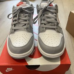 Women Nike Dunks And Uggs