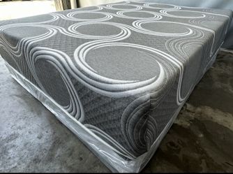 Queen Julet Blue Infused Cool Gel Memory Foamm Matres!!