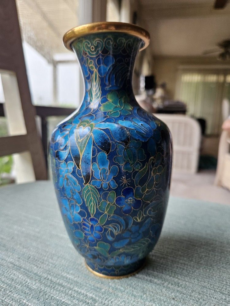 Vintage Chinese Cloisonne Enamel Vase with Floral Motifs