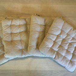 IKEA Set of 4, VIPPÄRT Chair Pads, Beige