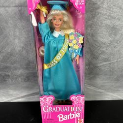 New Vintage Mattel Graduation Barbie Class of 1998 Special Edition