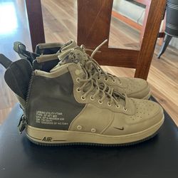 Nike Air Force Ones Size 10 1/2