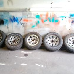 GMC/ Chevrolet rims
