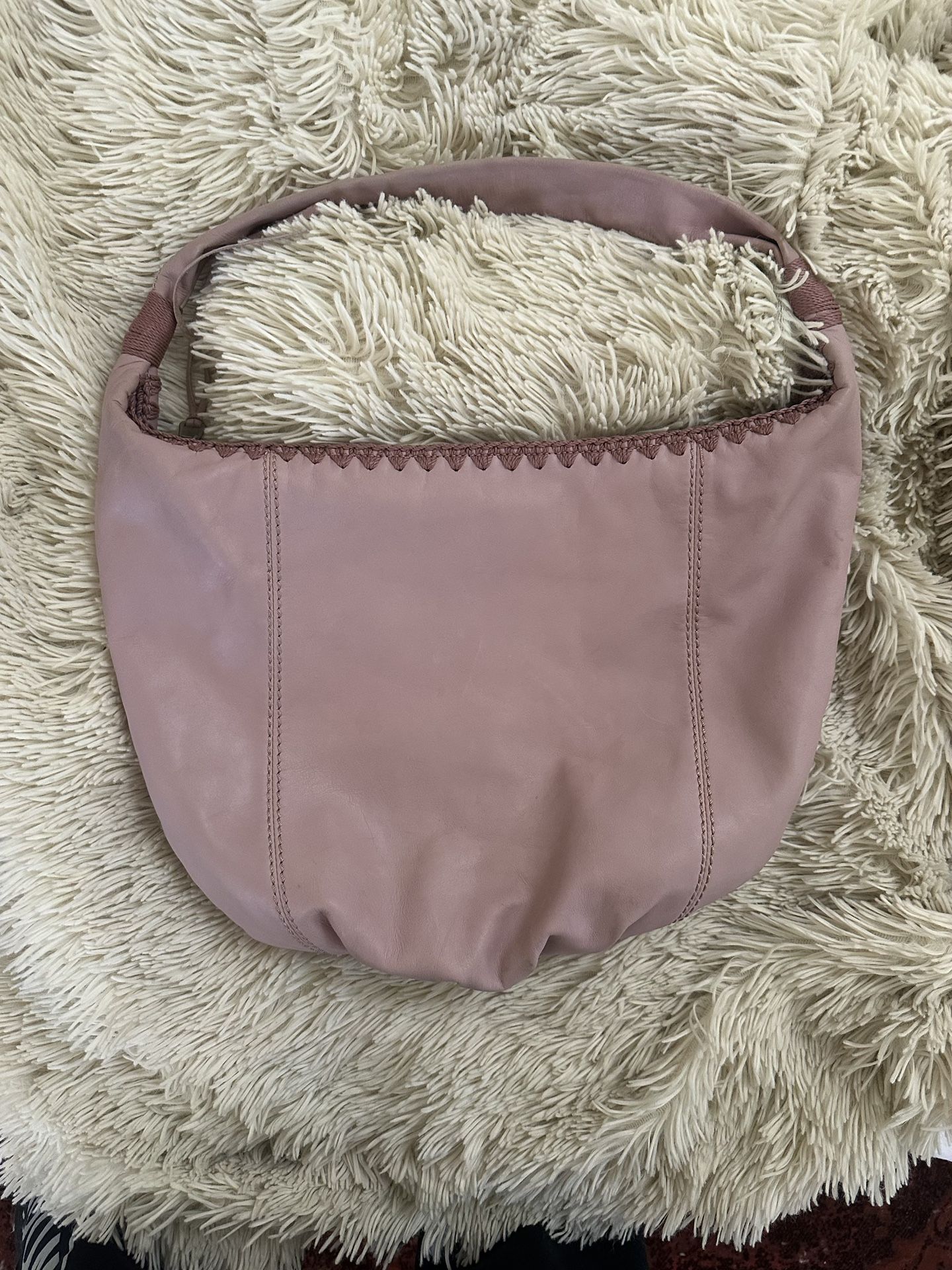 The Sak Leather Hobo Shoulder Bag – Blush Pink