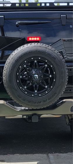 Rines 17” con llantas – 5 birlos universal